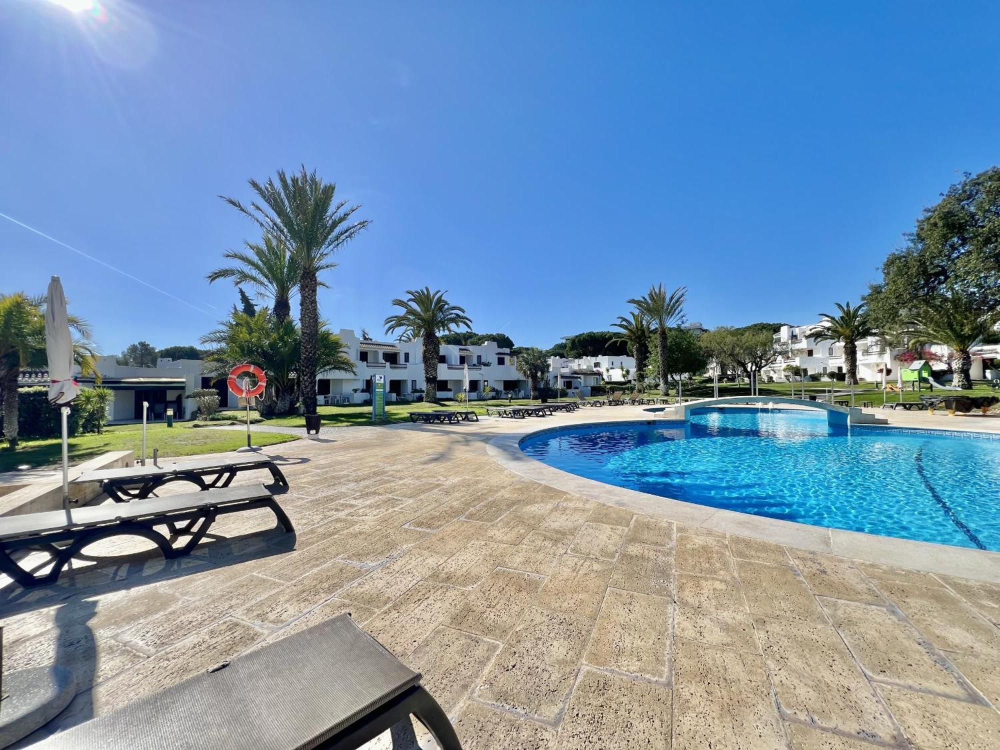 Albufeira Balaia Golf Vilage 1 With Pool By Homing Екстериор снимка